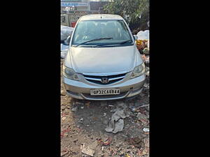 Second Hand Honda City GXi in Lucknow