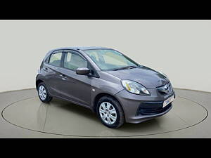 Second Hand Honda Brio S MT in Surat