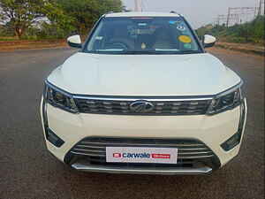 Second Hand महिंद्रा xuv300 w8 (o) 1.5 डीज़ल [2020] in मुंबई