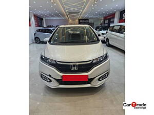 Second Hand Honda Jazz ZX CVT in Kanpur