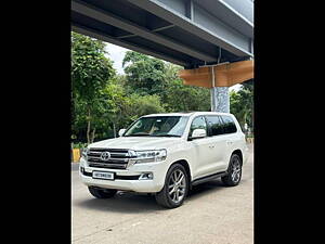 Second Hand Toyota Land Cruiser LC 200 VX in Mumbai