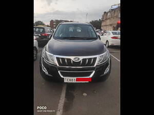 Second Hand Mahindra XUV500 W10 AWD AT Black Interiors [2017] in Chandigarh