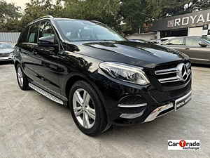 Second Hand मर्सिडीज़ बेंज़ GLE 350 डी in पुणे