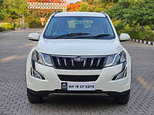 Second Hand Mahindra XUV500 W8 in Nashik