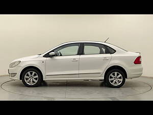 Second Hand Skoda Rapid 1.5 TDI CR Elegance in Pune