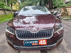 Second Hand Skoda Superb Style TDI AT in Mumbai