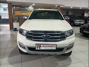 Second Hand Ford Endeavour Titanium 2.0 4x2 AT in Bangalore