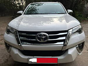 Second Hand Toyota Fortuner 2.8 4x2 AT [2016-2020] in Meerut