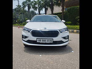 Second Hand Skoda Slavia Ambition 1.0L TSI AT in Delhi