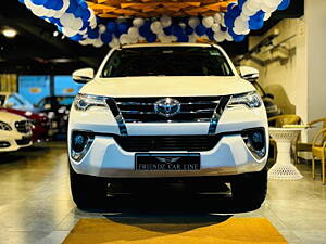 Second Hand Toyota Fortuner 2.8 4x2 AT [2016-2020] in Chandigarh