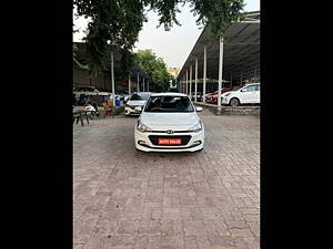 Second Hand Hyundai Elite i20 Sportz 1.4 in Lucknow