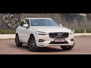 Second Hand वोल्वो xc60 इंसक्रिपशन [2017-2020] in लखनऊ