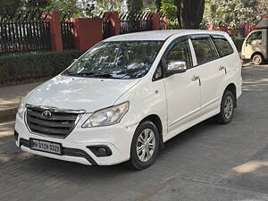 Second Hand Toyota Innova 2.5 G BS IV 8 STR in Navi Mumbai