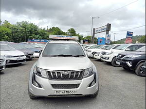 Second Hand Mahindra XUV500 W6 in Pune