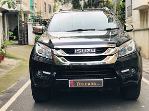 Second Hand Isuzu MU-X 4x2 in Bangalore