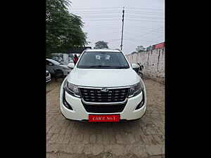 Second Hand महिंद्रा XUV500 w11 in लुधियाना