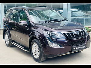 Second Hand Mahindra XUV500 W10 AT in Bangalore