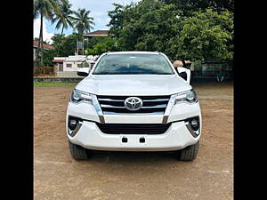 Second Hand Toyota Fortuner 2.8 4x2 MT [2016-2020] in Kolhapur