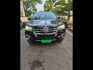 Second Hand Toyota Fortuner 2.8 4x4 AT in Coimbatore
