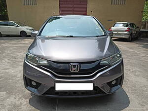 Second Hand Honda Jazz V CVT Petrol in Mumbai