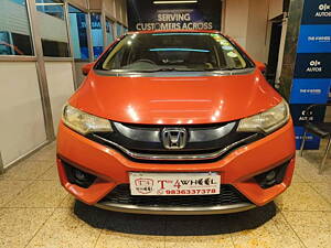 Second Hand Honda Jazz V Petrol in Kolkata