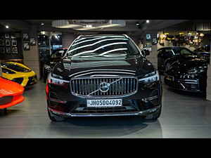 Second Hand वोल्वो xc60 b5 अल्टीमेट in दिल्ली