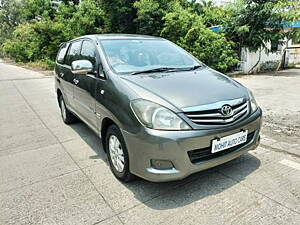 Second Hand Toyota Innova 2.5 V 7 STR in Aurangabad