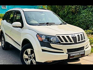 Second Hand Mahindra XUV500 W8 AWD in Kolkata