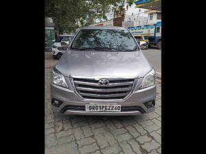 Second Hand Toyota Innova 2.5 G BS IV 7 STR in Patna