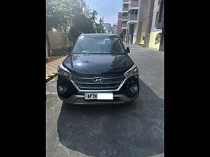 Second Hand Hyundai Creta SX 1.6 AT CRDi in Hyderabad