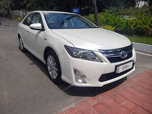 Second Hand Toyota Camry Hybrid in Bangalore