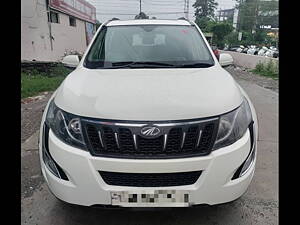 Second Hand Mahindra XUV500 W10 in Dehradun