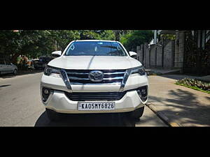 Second Hand Toyota Fortuner 2.8 4x4 AT in Bangalore