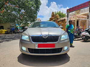 Second Hand स्कोडा रैपिड अलॉय वील के साथ 1.5 tdi cr एम्बिशन in बैंगलोर