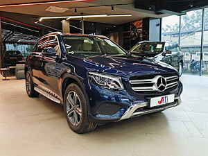 Second Hand मर्सिडीज़ बेंज़ GLC 220 डी स्पोर्ट in बैंगलोर