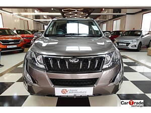 Second Hand Mahindra XUV500 W10 AWD AT in Bangalore