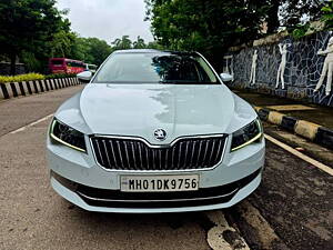 Second Hand Skoda Superb L&K TDI AT in Mumbai