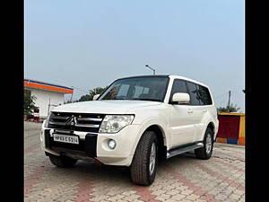 Second Hand Mitsubishi Montero 3.2 GLS in Dehradun