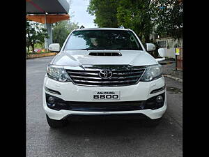 Second Hand Toyota Fortuner Sportivo 4x2 AT in Mumbai