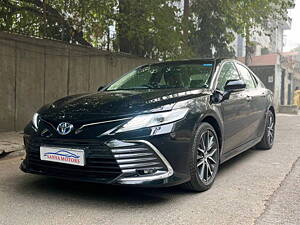 Second Hand Toyota Camry Hybrid in Delhi