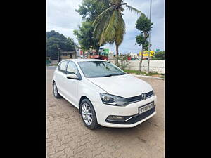 Second Hand Volkswagen Polo Highline Plus 1.2( P)16 Alloy [2017-2018] in Pondicherry