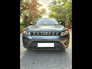 Second Hand Mahindra XUV300 W6 1.5 Diesel in Delhi