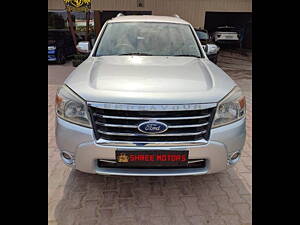 Second Hand Ford Endeavour 2.5L 4x2 in Raipur