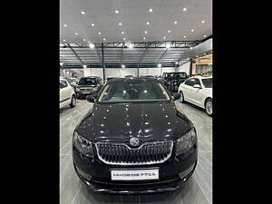 Second Hand Skoda Octavia Elegance 2.0 TDI AT in Thane