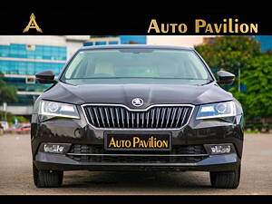 Second Hand Skoda Superb Style TSI AT in Mumbai