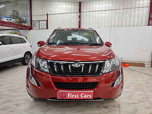 Second Hand மஹிந்திரா  xuv500 w10 in பெங்களூர்