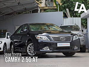 Second Hand Toyota Camry 2.5 G in Kolkata