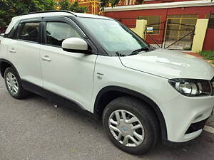 Second Hand Maruti Suzuki Vitara Brezza VDi in Allahabad