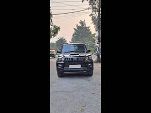 Second Hand Mahindra Scorpio S10 in Rudrapur