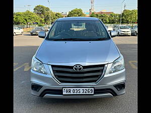 Second Hand Toyota Innova 2.5 VX BS IV 7 STR in Chandigarh